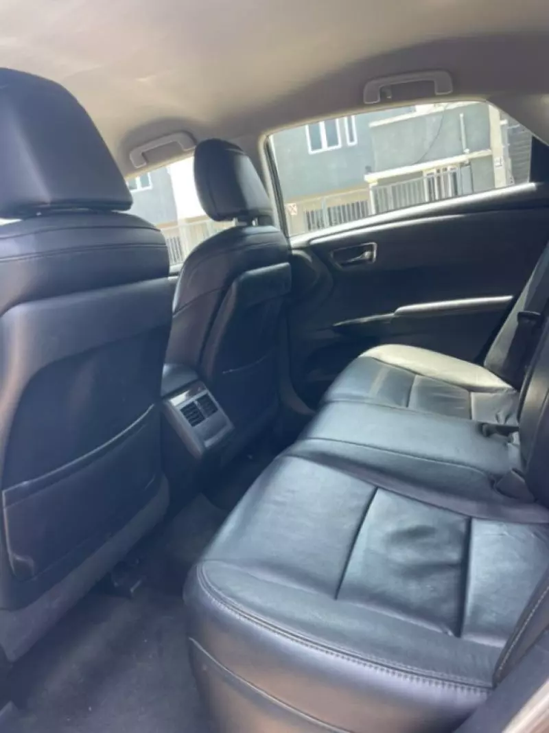 Toyota Avalon - 2013