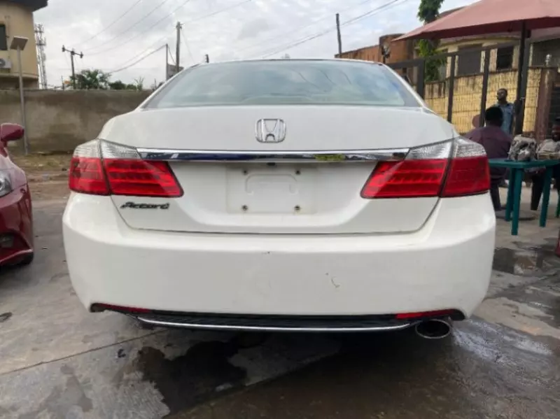 Honda Accord   - 2013