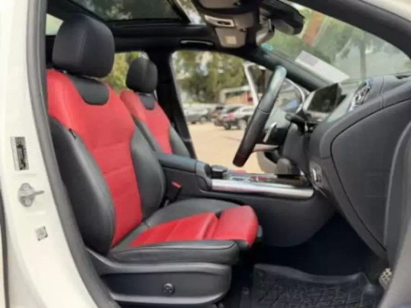 Mercedes-Benz B 180   - 2019