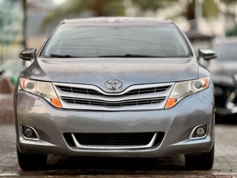 Toyota Venza   - 2013