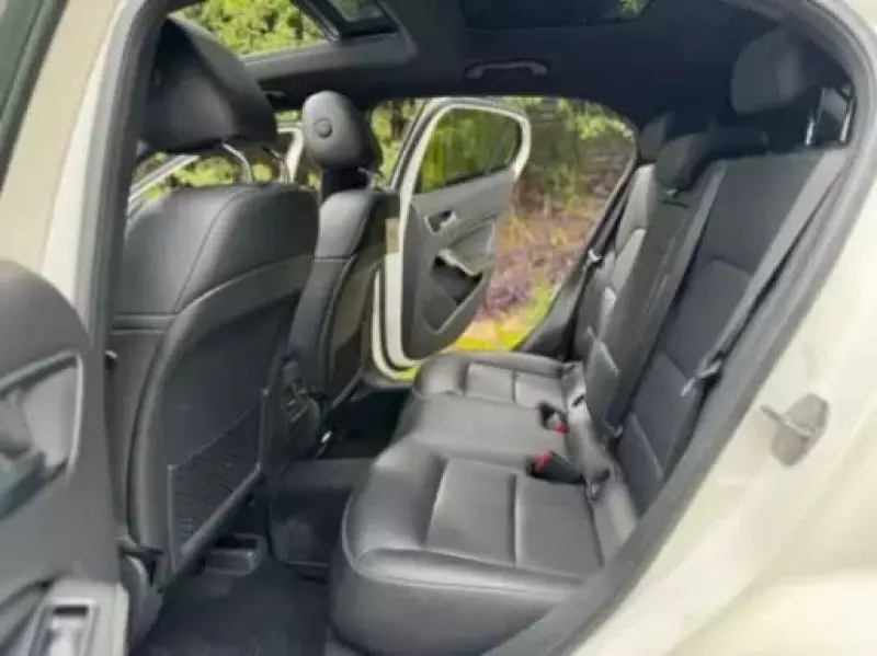 Mercedes-Benz GLA 220