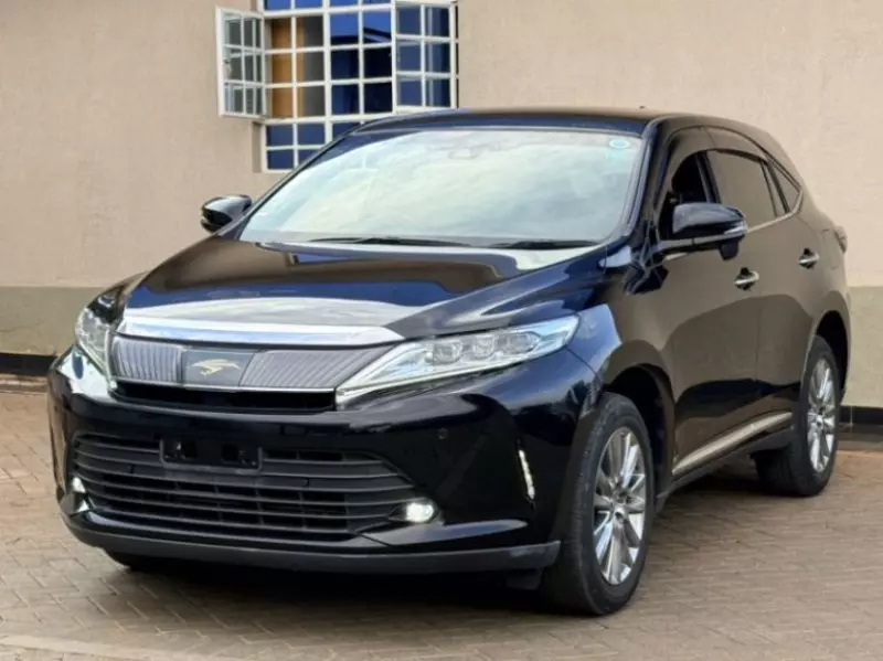 Toyota Harrier   - 2020