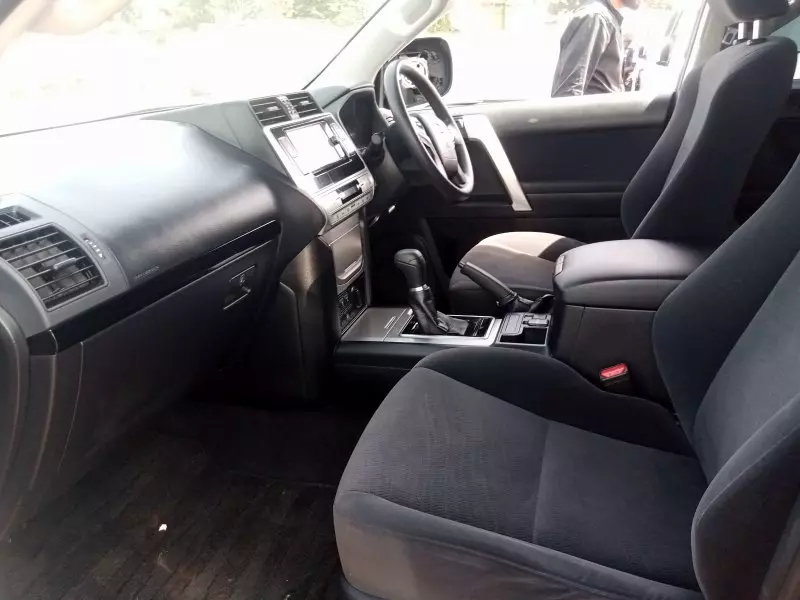 Toyota Landcruiser Prado   - 2017