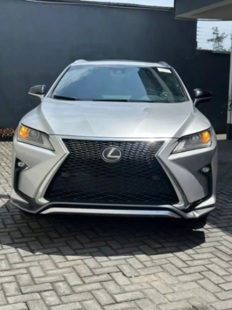 Lexus RX   - 2017