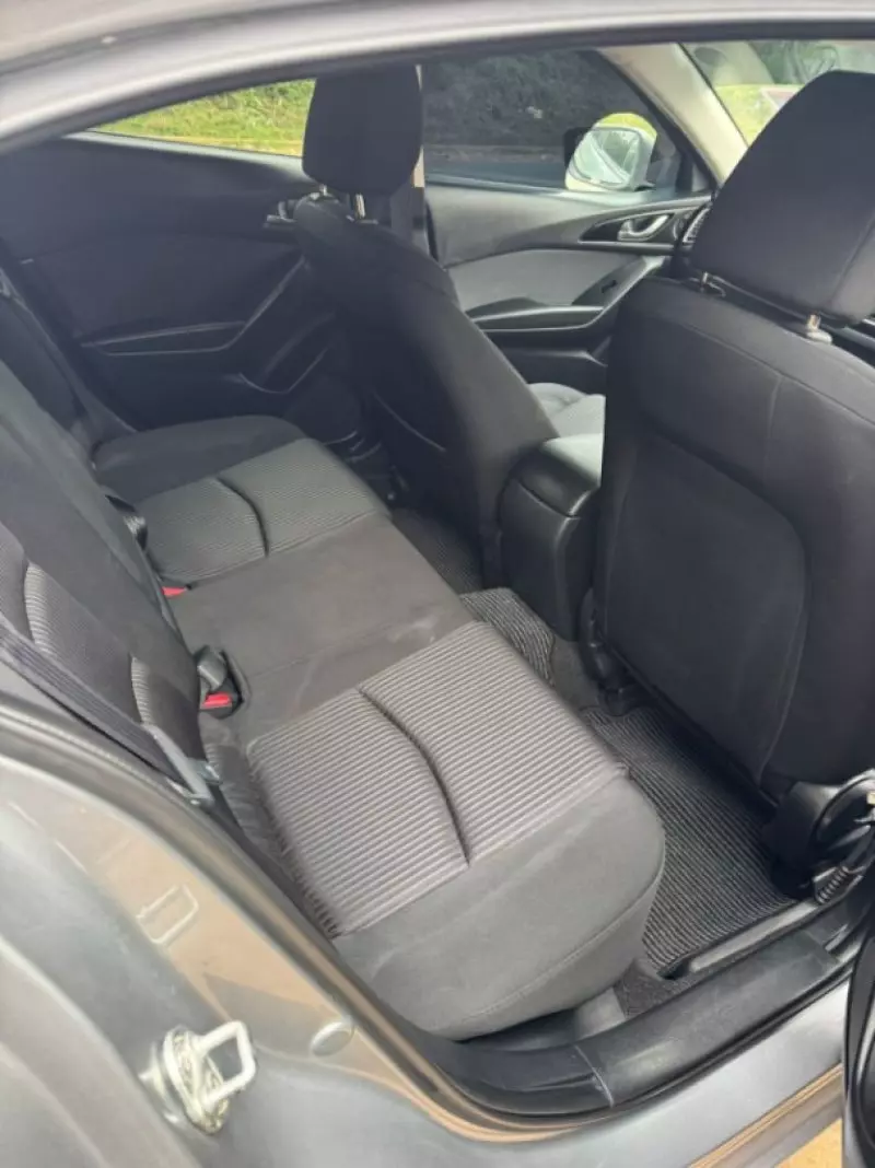Mazda Axela    - 2016