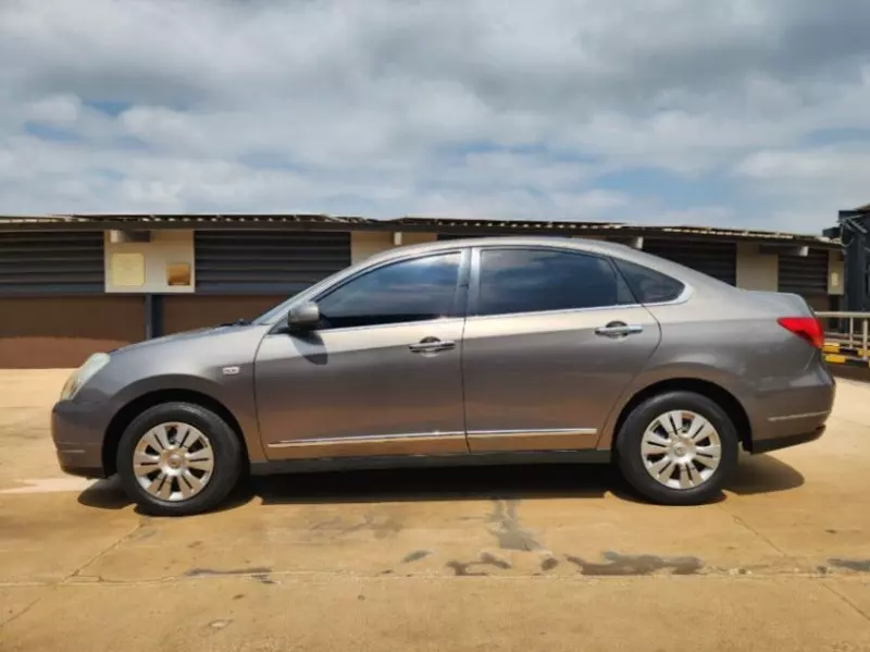 Nissan Bluebird   - 2010
