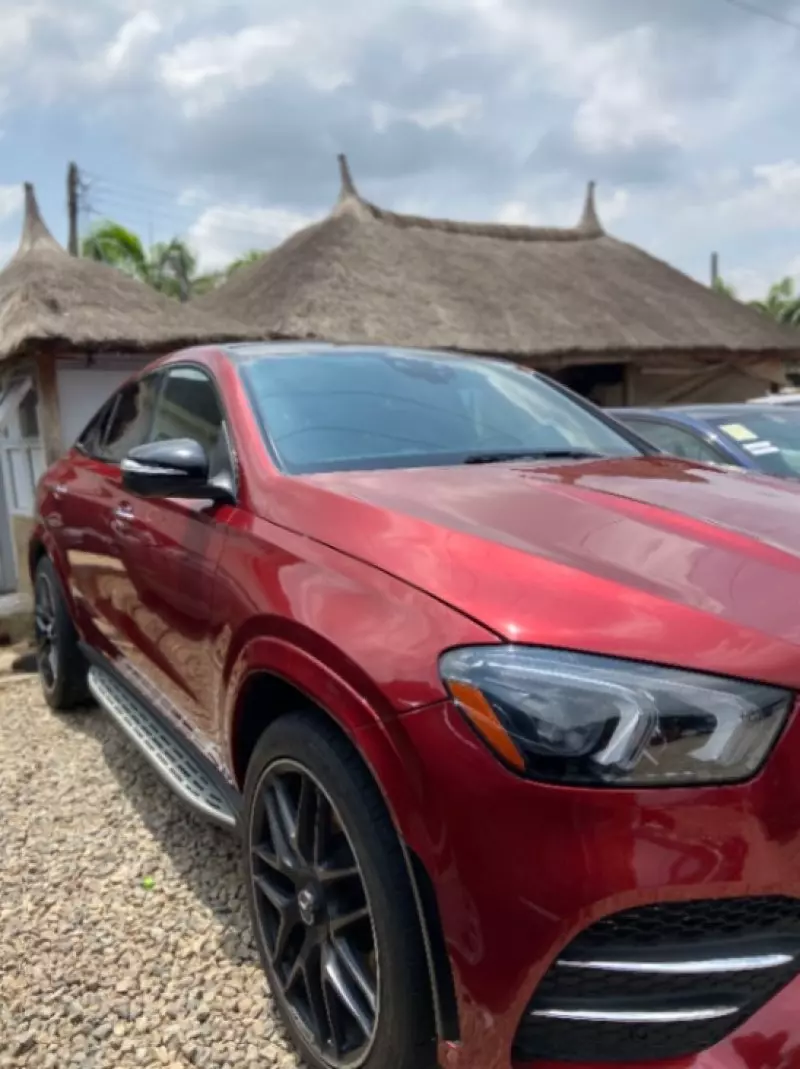 Mercedes-Benz GLE 53 AMG   - 2021