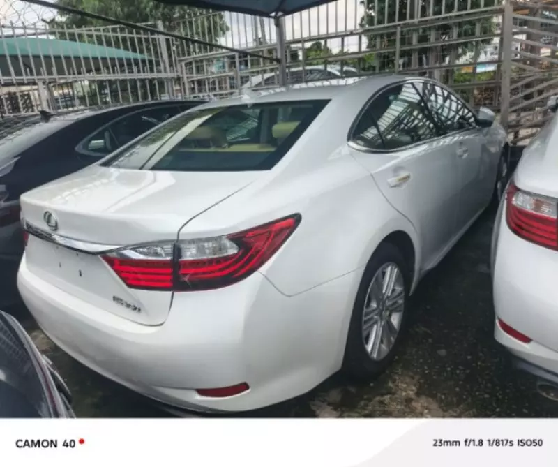 Lexus ES 330   - 2013