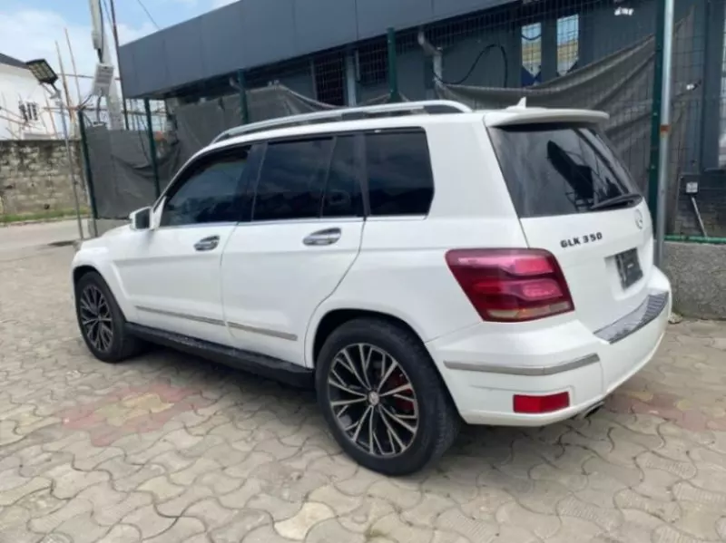 Mercedes-Benz GLK 350   - 2010