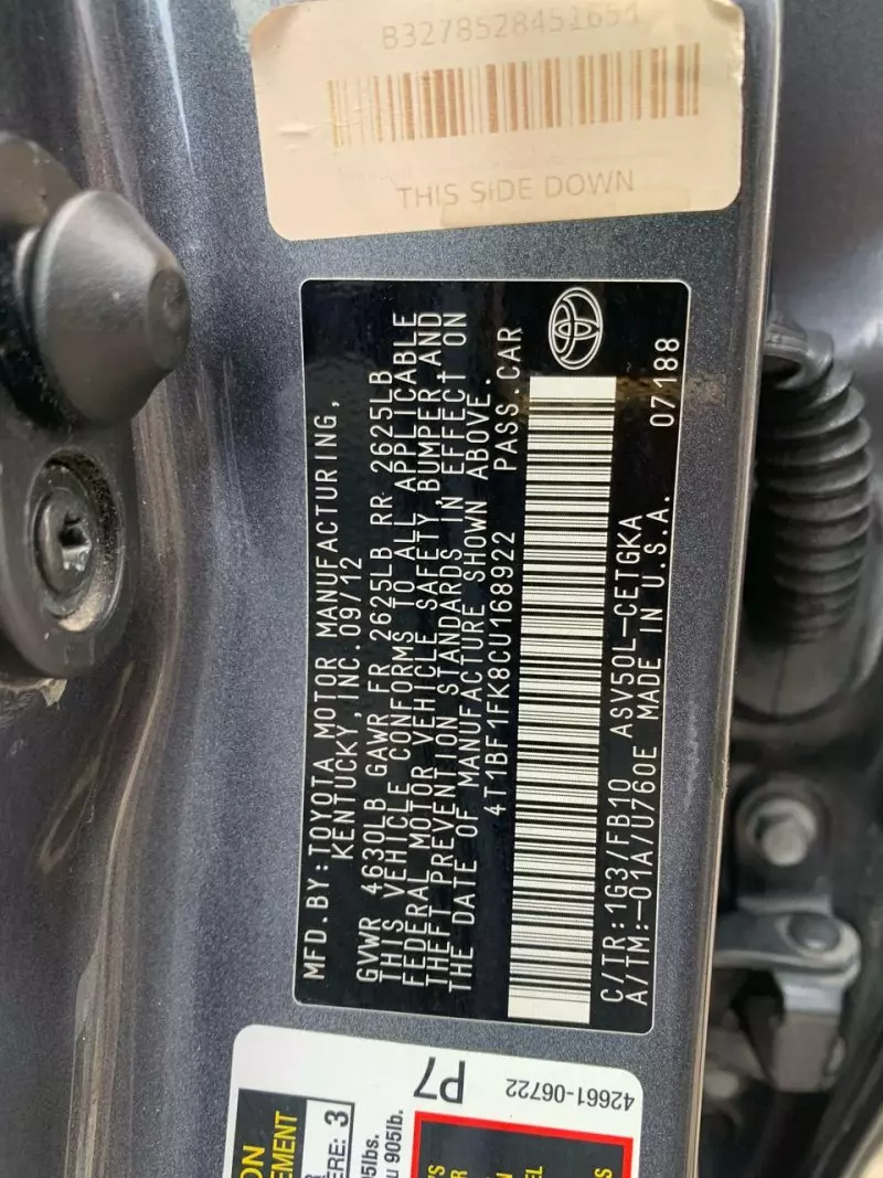 Toyota Camry   - 2013