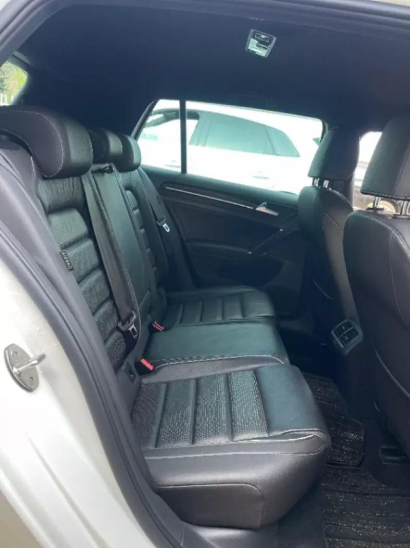 Volkswagen R   - 2018