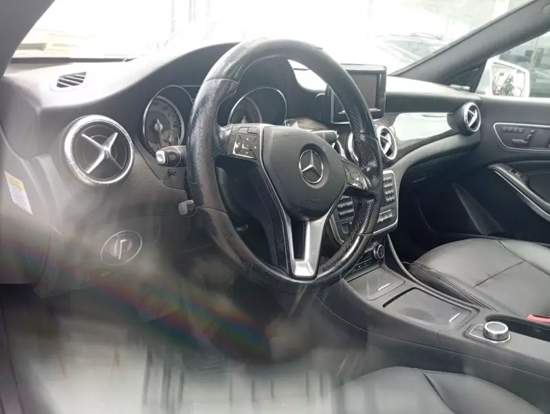 Mercedes-Benz GLK 350   - 2013