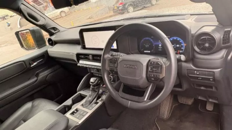 Toyota Land Cruiser   - 2025