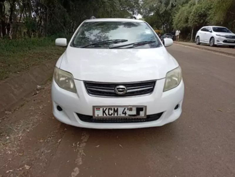 Toyota Fielder    - 2010