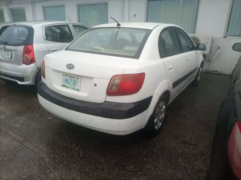 KIA Rio   - 2007