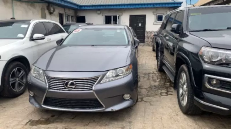 Lexus ES 350
