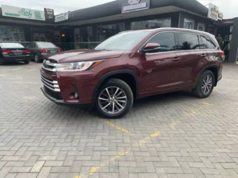 Toyota Highlander   - 2018