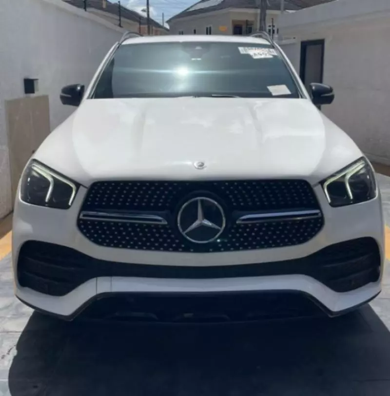 Mercedes-Benz GLE-Class   - 2021
