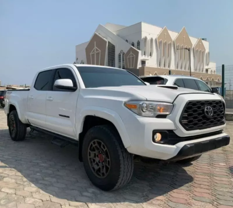 Toyota Tacoma