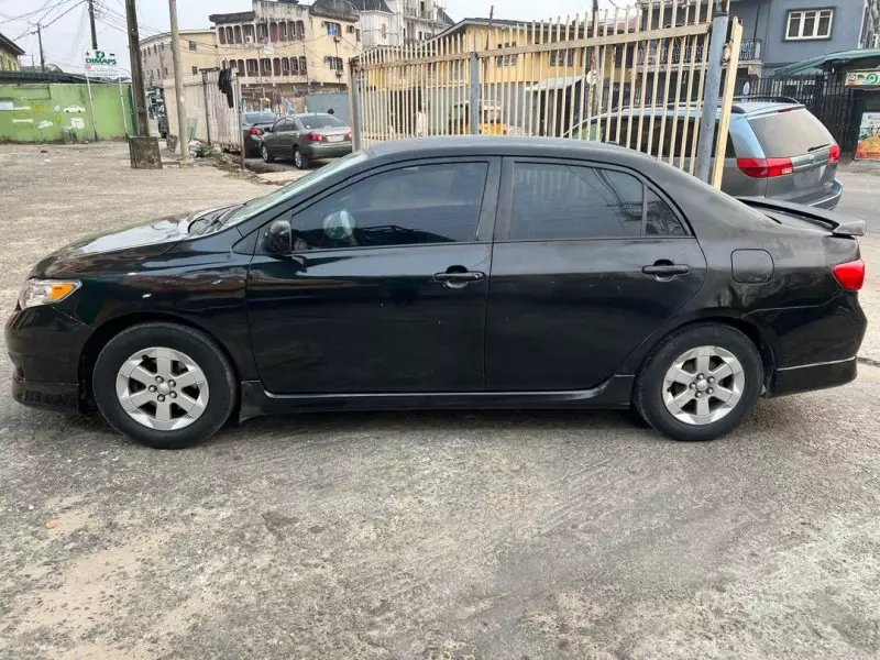 Toyota Corolla Sport   - 2010