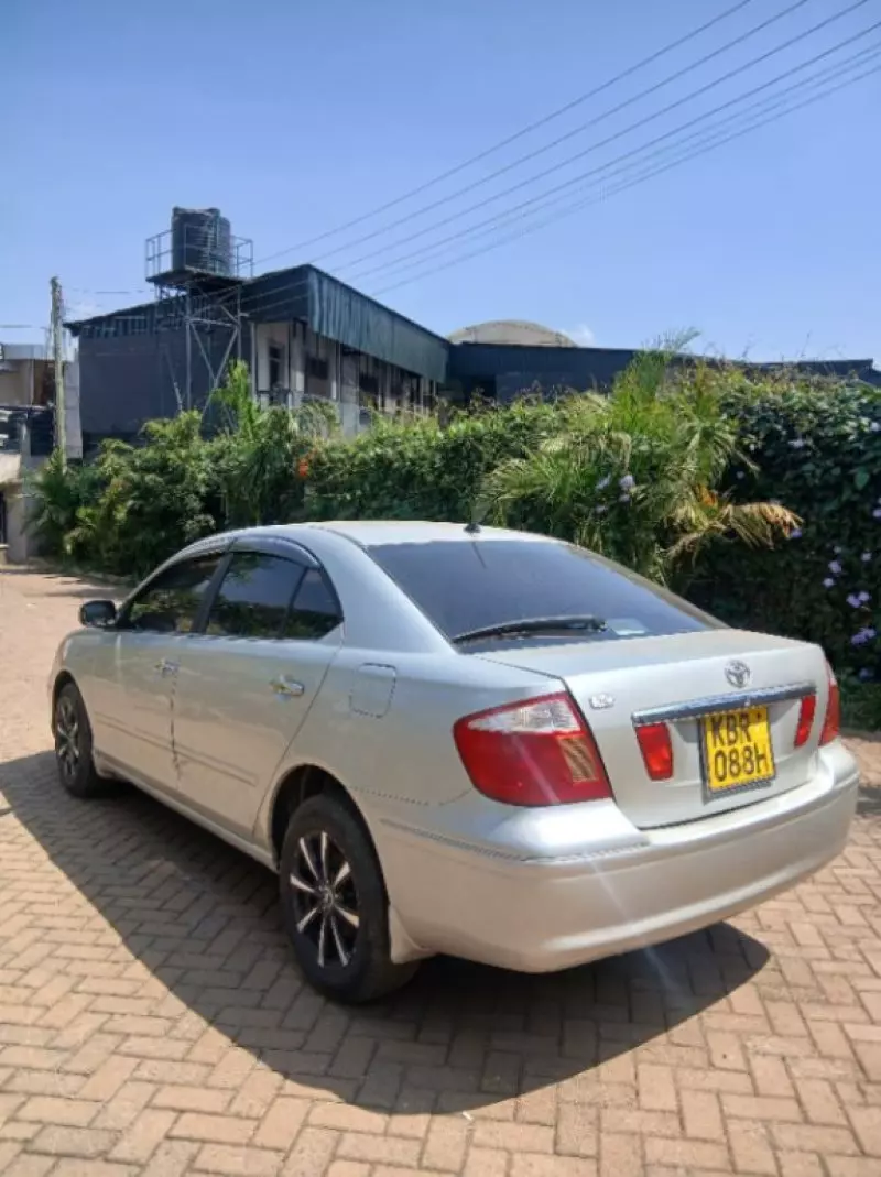 Toyota Premio    - 2006