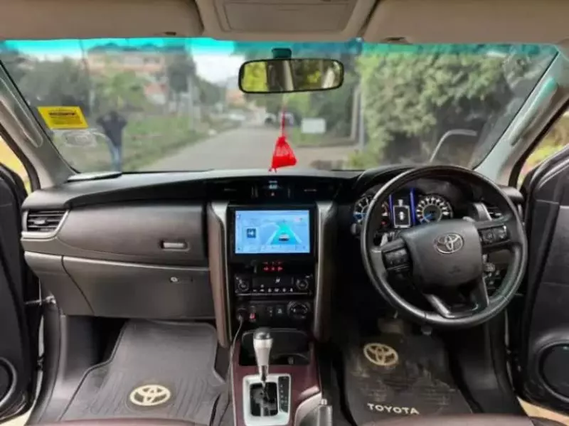 Toyota Fortuner   - 2018