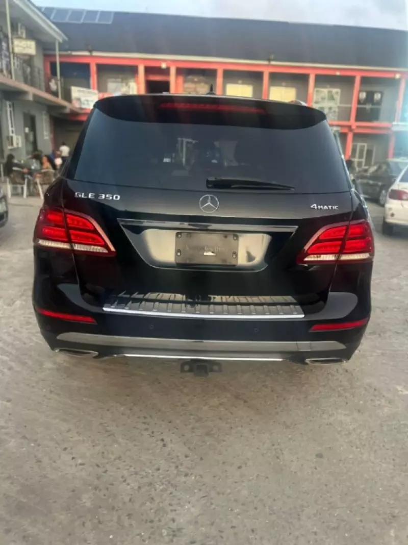 Mercedes-Benz GLE 350   - 2017