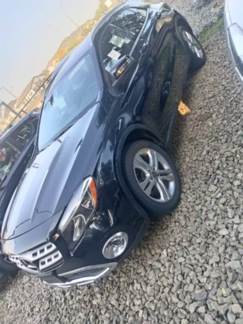 Mercedes-Benz GLA 250