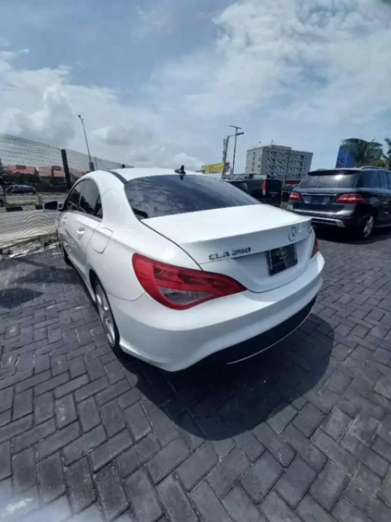 Mercedes-Benz GLA 250   - 2017