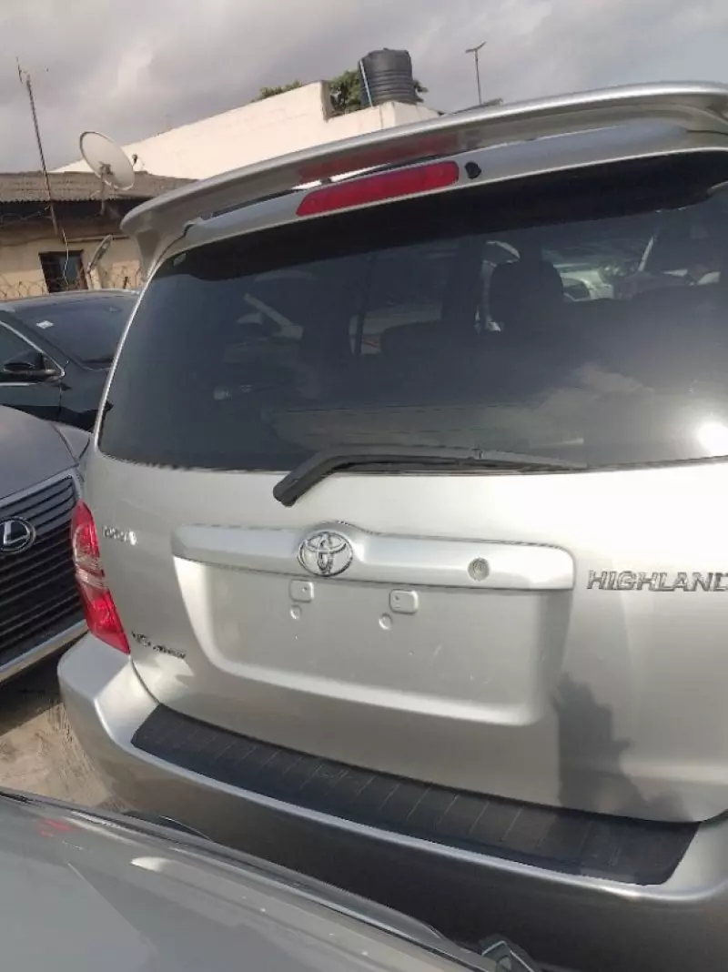 Toyota Highlander   - 2001