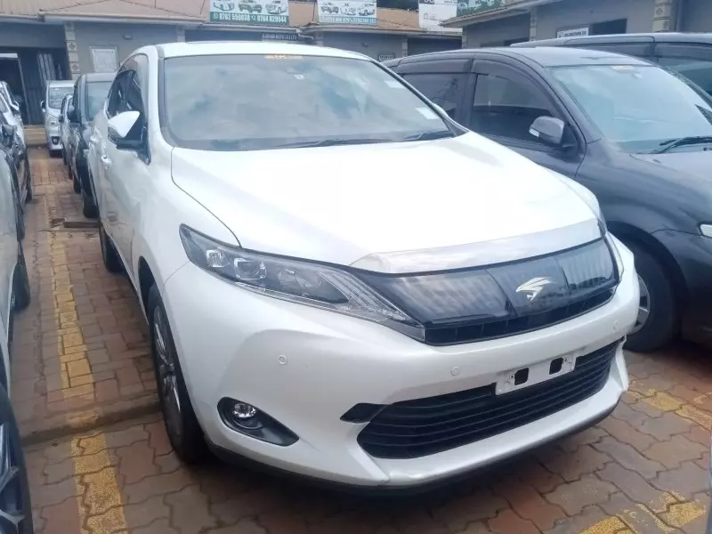 Toyota Harrier   - 2015