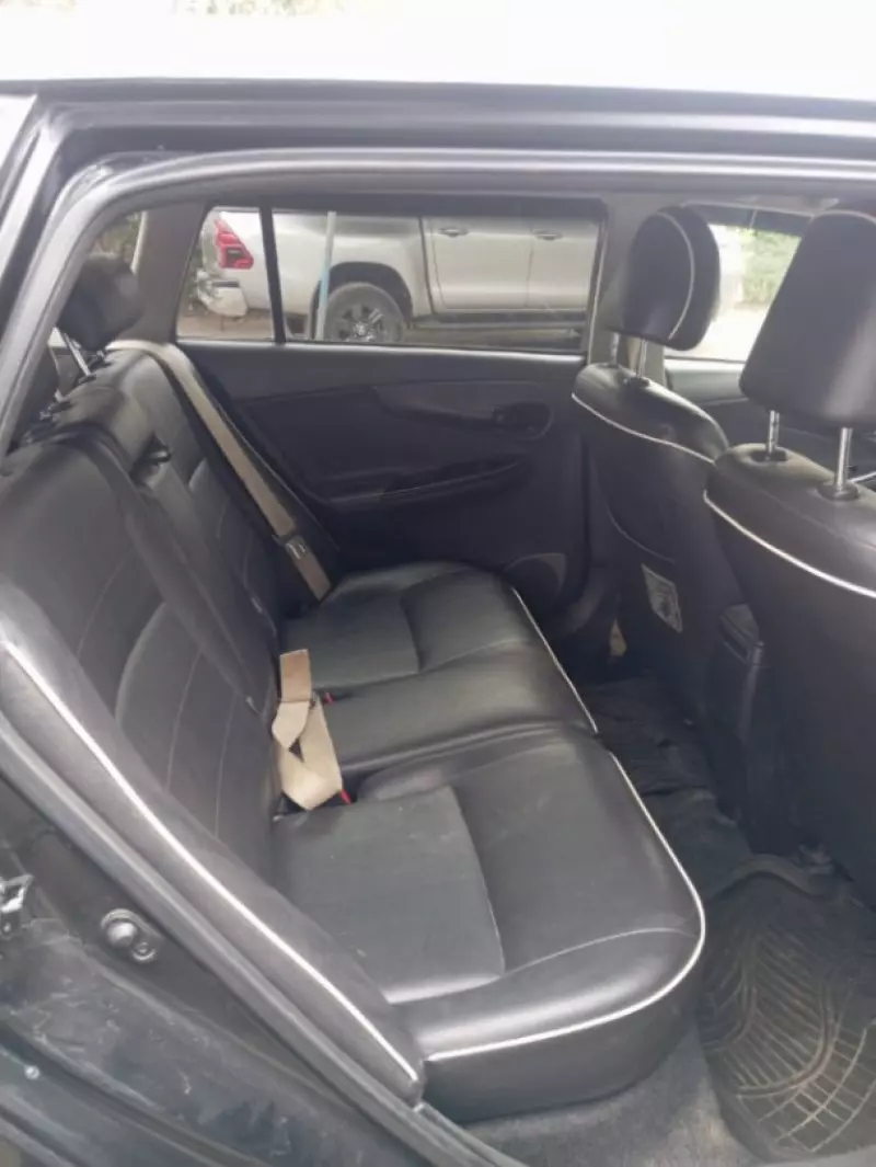 Toyota Fielder    - 2012