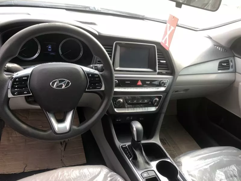 Hyundai Sonata   - 2018