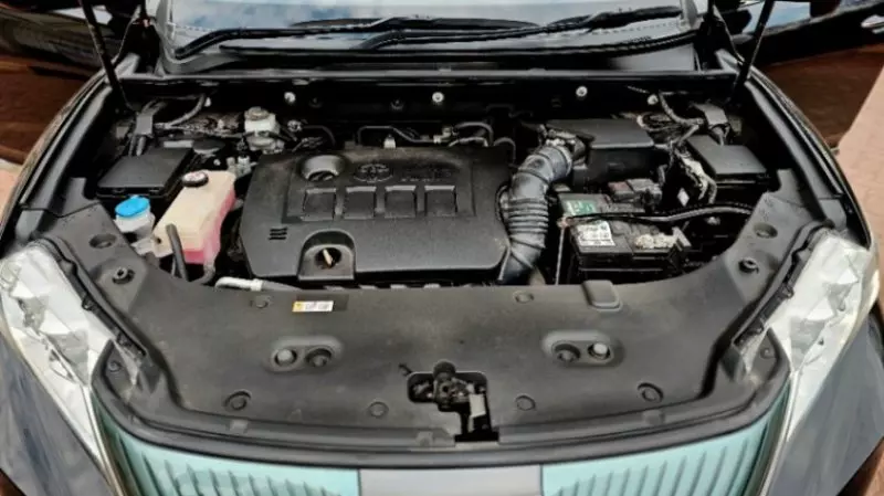 Toyota Harrier   - 2018