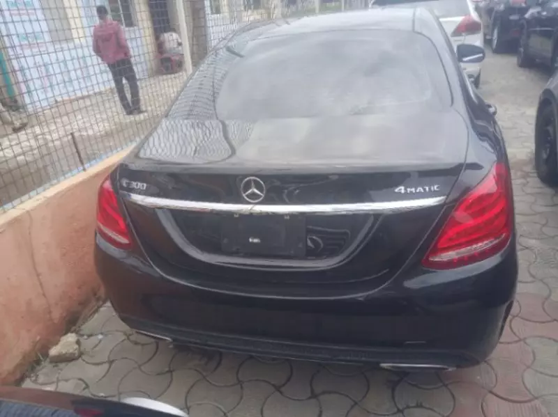 Mercedes-Benz C 300   - 2017