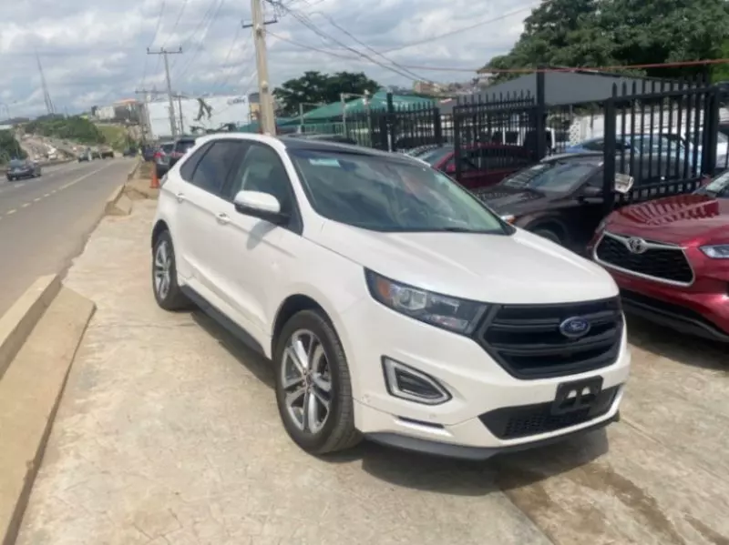 Ford Edge - 2015