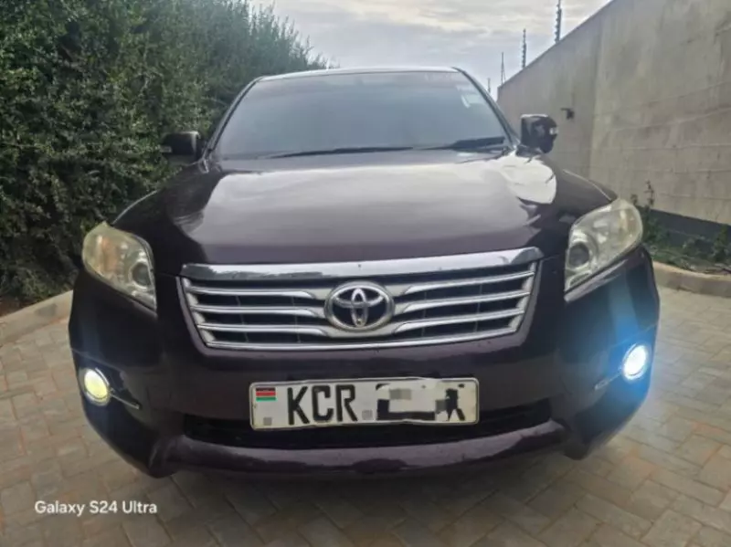 Toyota Rav4   - 2012