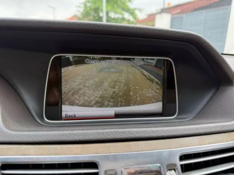 Mercedes-Benz E 350 - 2013