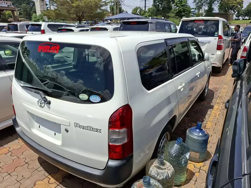 Toyota Probox - 2012