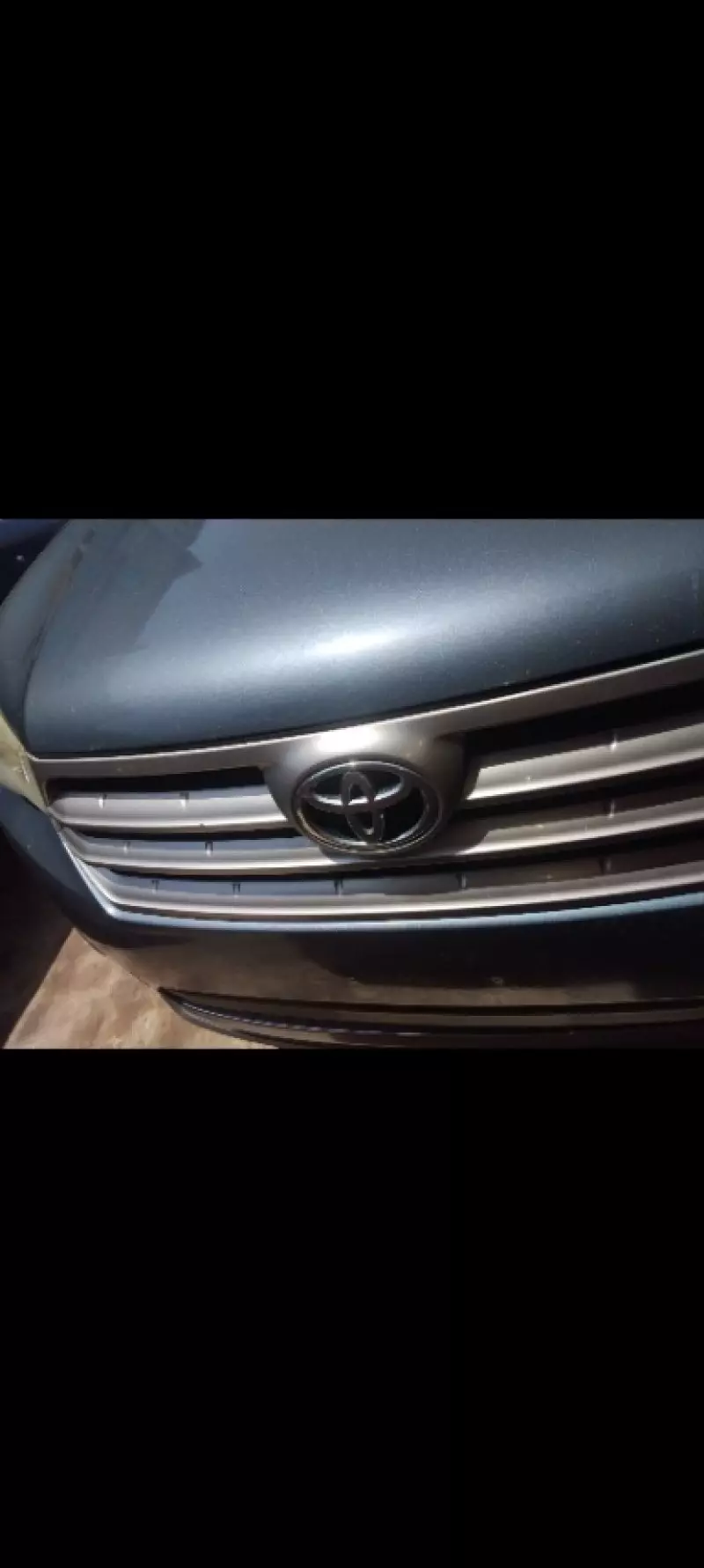 Toyota Highlander   - 2012