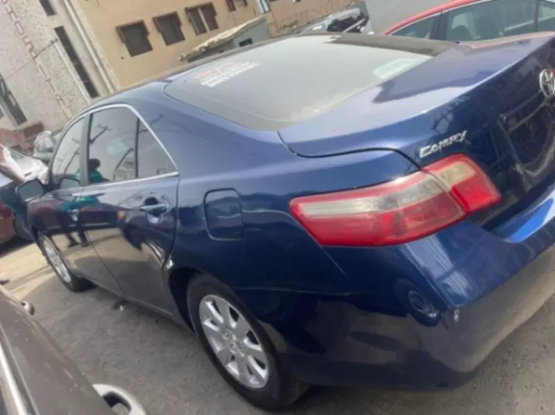 Toyota Camry   - 2008