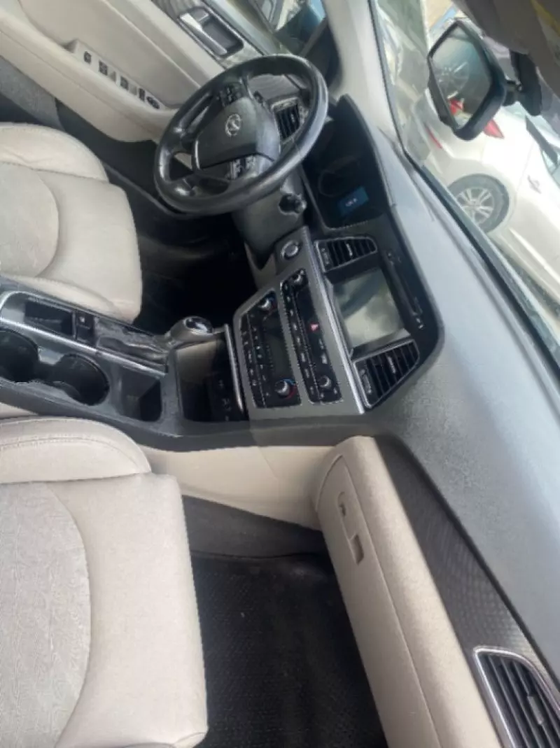 Hyundai Sonata   - 2015