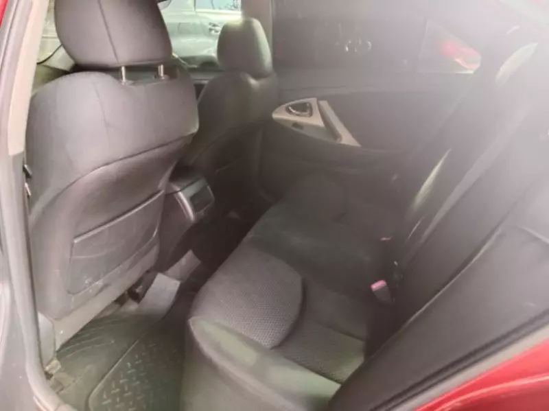 Toyota Camry   - 2010