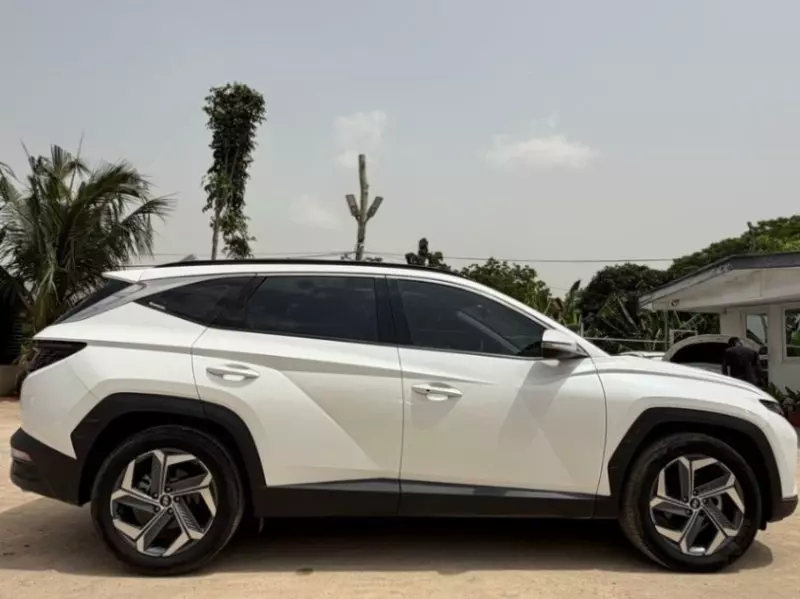 Hyundai Tucson   - 2021