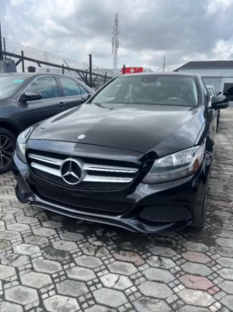 Mercedes-Benz C 300   - 2016