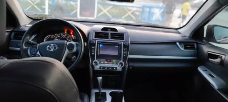 Toyota Camry - 2013
