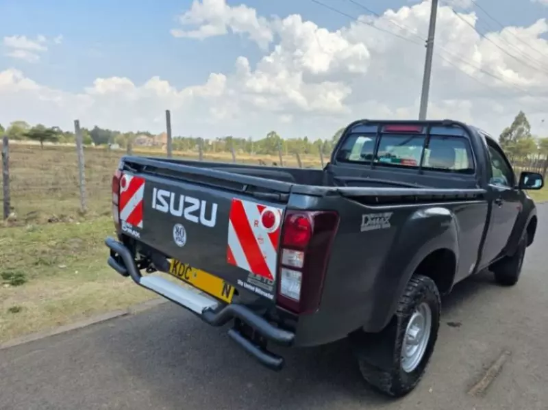 Isuzu D-Max   - 2021