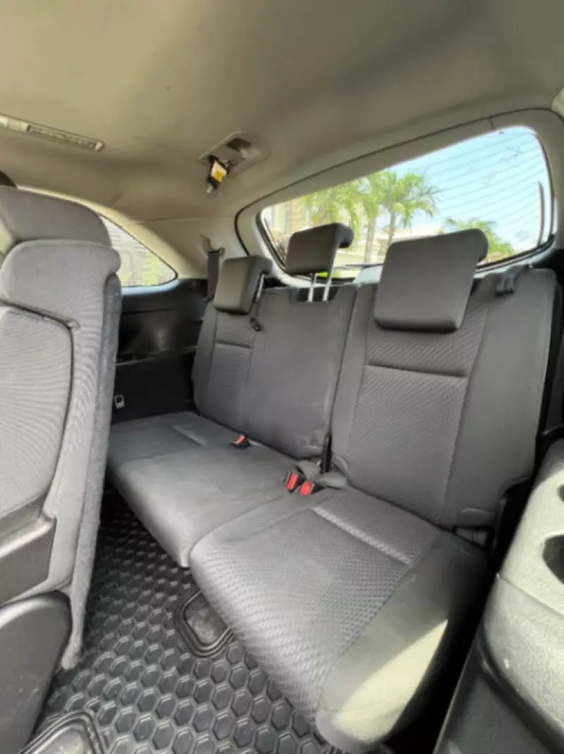 Toyota Highlander   - 2017