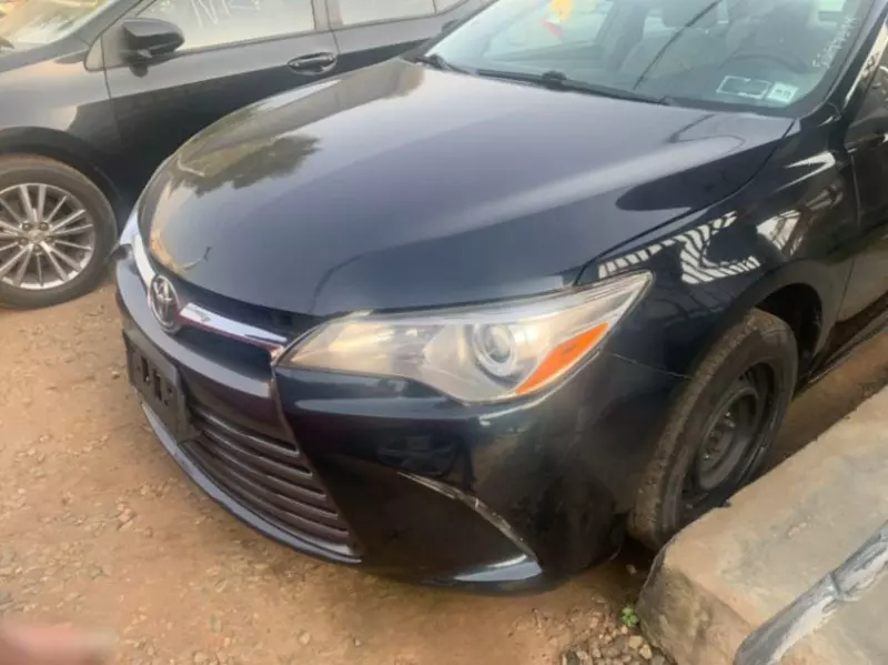 Toyota Camry   - 2016