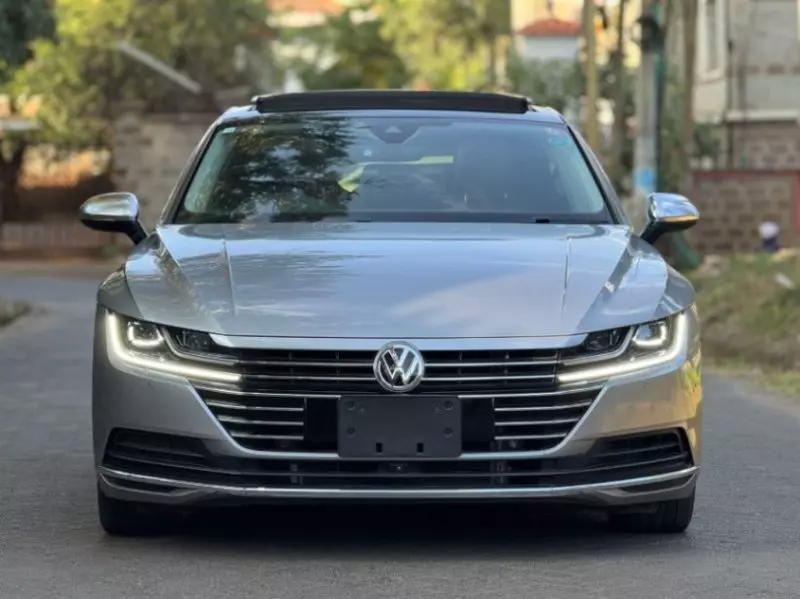 Volkswagen Arteon   - 2018